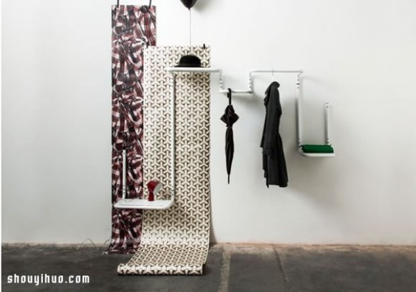 It is a chair that is also a bookshelf, a super practical and versatile clothes hanger product design