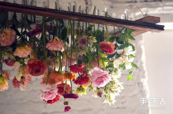 DIY tutorial on hanging flower pendants to make home decoration flowers grow in reverse