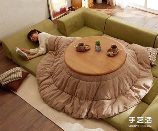 When the weather gets cold, everyone will need such a comfortable kotatsu