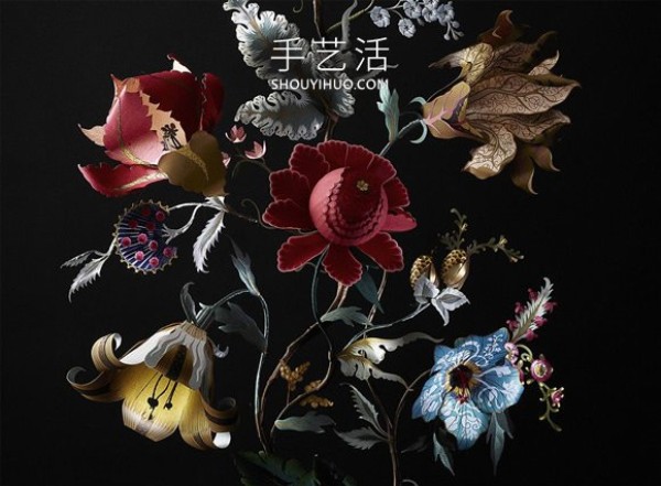 Paper carving artist creates handmade 3D paper flowers like gems