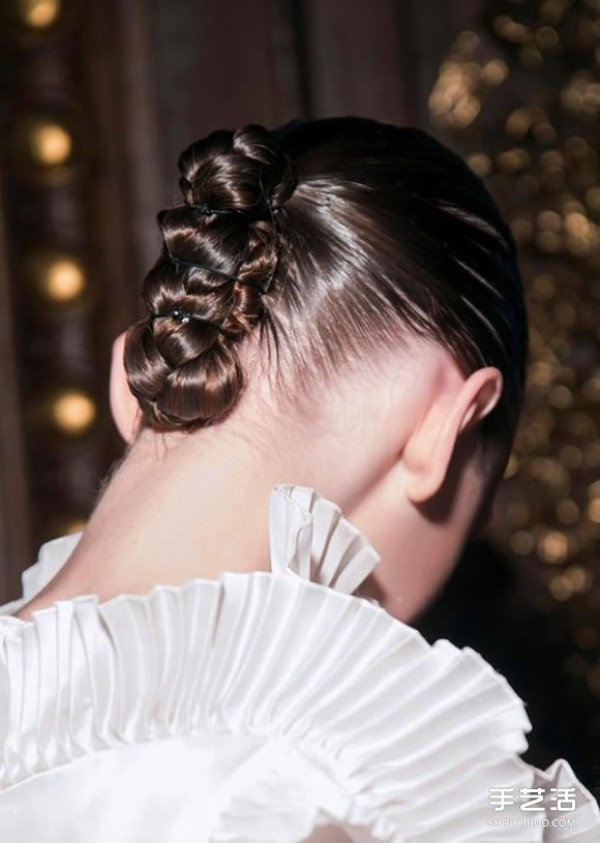 Simple, sexy, intellectual...28 hairstyles suitable for parties