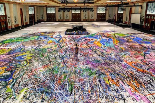 He painted the worlds largest canvas, raising $30 million for children