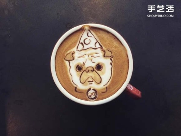 The work of a latte art expert who brings coffee latte art to its fullest