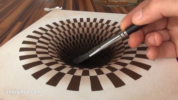 Stefan Pabsts realistic 3D paintings that transcend the limitations of paper