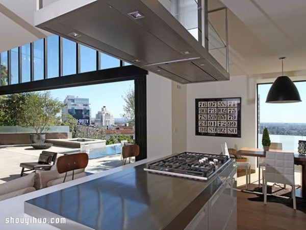 Three-story villa design in Los Angeles priced at US$7 million