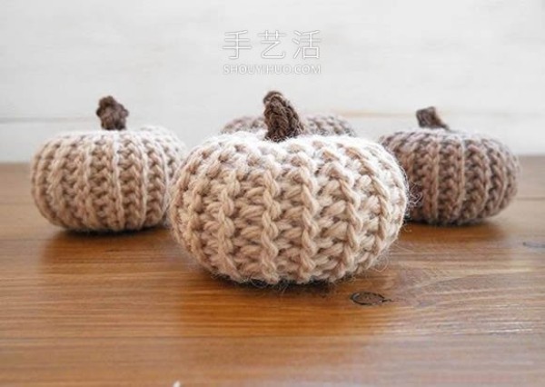 Handmade pumpkin stitch tutorial