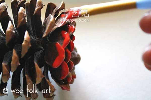 An illustrated tutorial on how to make autumn painted pine cone decorations