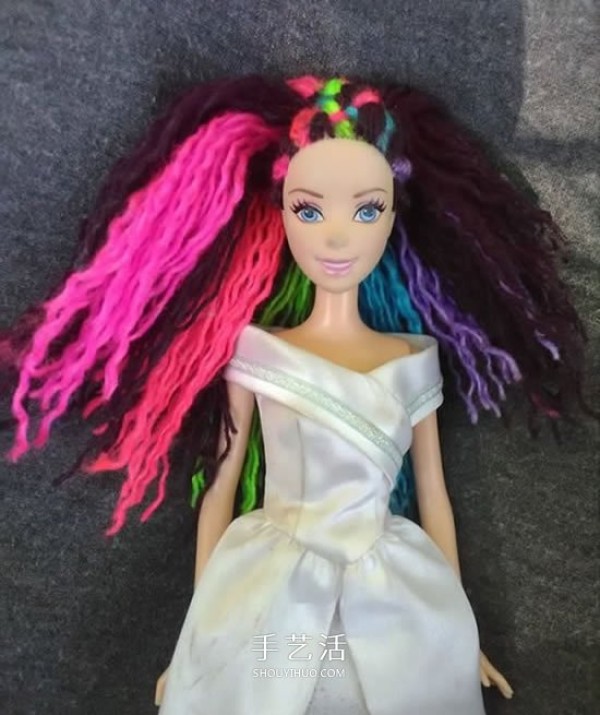 Fashionable Barbie Doll Rainbow Hairstyle DIY