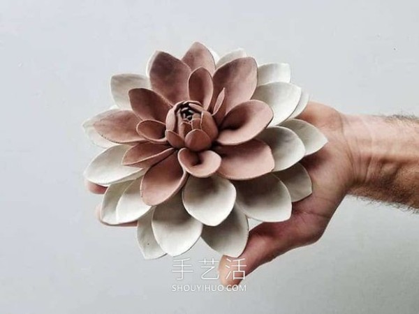 Exquisite handmade porcelain flowersflower! Looks like real beautiful flowers