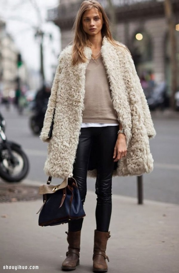 How to wear a luxurious warm imitation fur jacket with a slender and fashionable sense