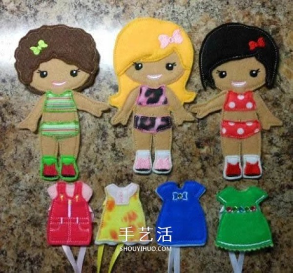 How to make a homemade dress-up doll with just a few pieces of cloth so your child can