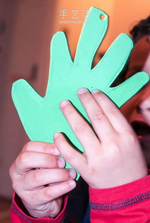 A simple tutorial on how to make creative potted plant cards by hand