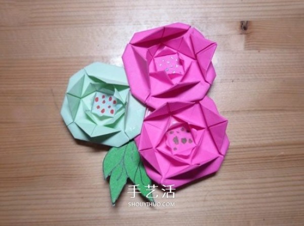 The simplest illustration of how to fold a paper rose, a little cute! 