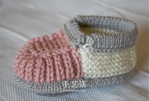 Elegant knitting illustrations of baby shoes warmly protect the babys feet