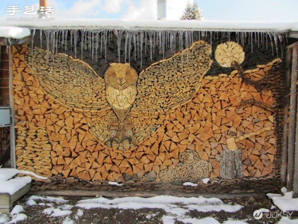 82-year-old grandpa used collected wood blocks to DIY mosaic owl