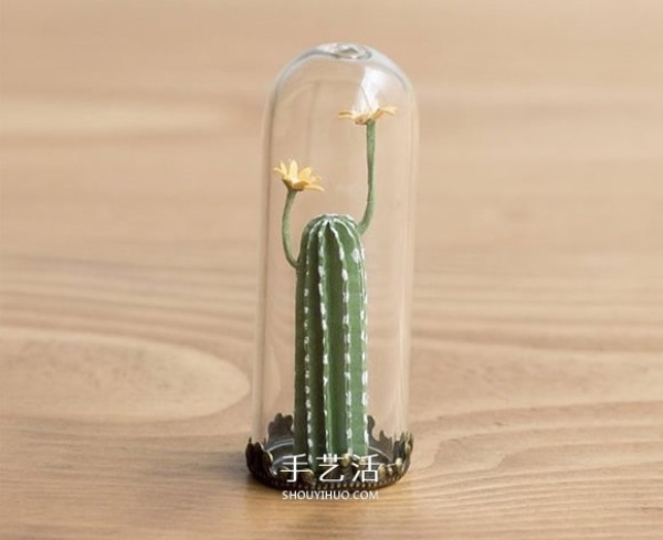 A plant that can definitely be kept alive! Paper-carved glass potted plants in the mini world