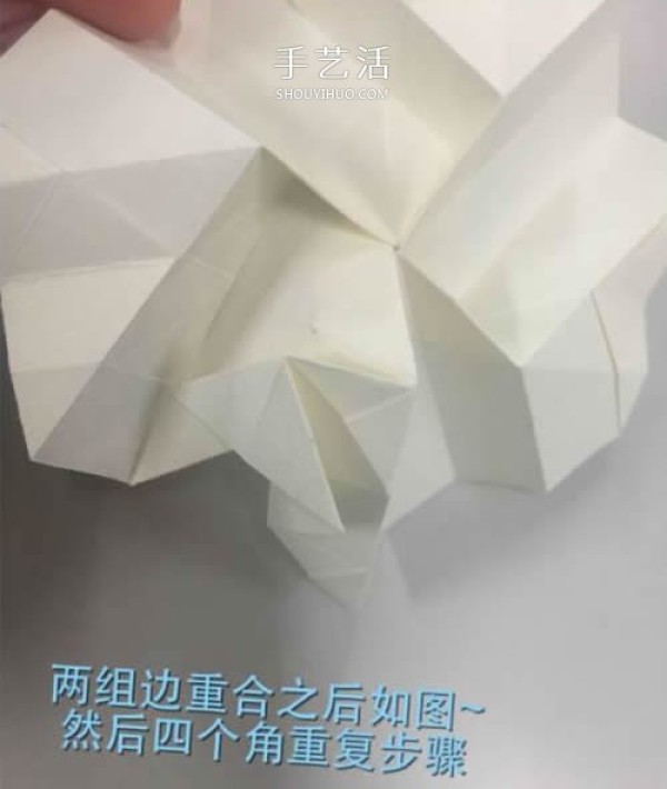 Illustrations of folding methods of Kawasaki roses in the improved version of Huaxin are suitable for beginners