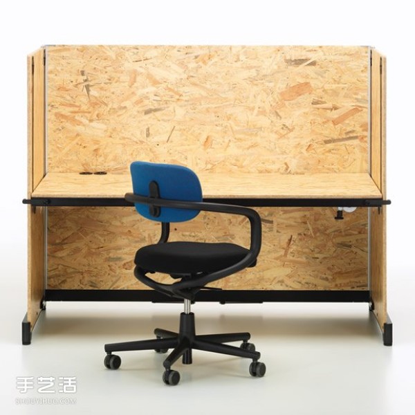 Office workers are coming here: a height-adjustable desk design