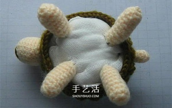 How to crochet a small turtle and how to knit a handmade turtle doll