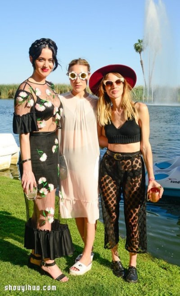 Coachella Festival Celebrity Dressing Tips