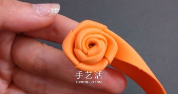 Steps to Fold Roses from Sponge Paper, Handmade Sponge Paper Flowers Can Be So Beautiful! 