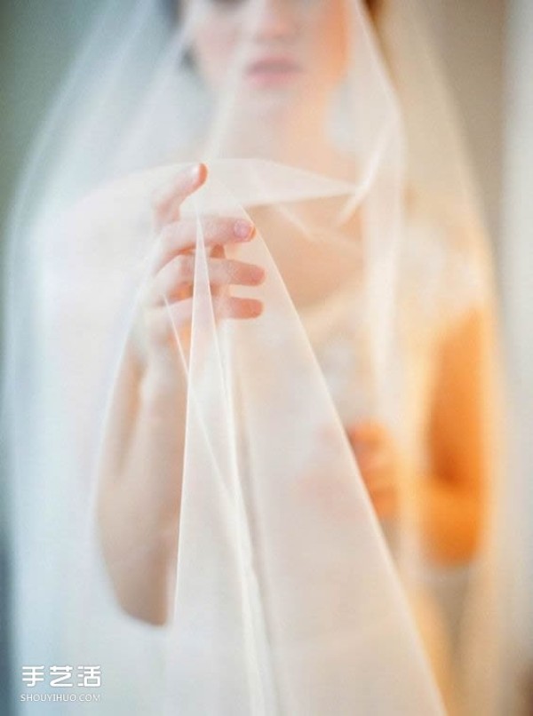 4 little things to know about wearing a veil to create the perfect bride look