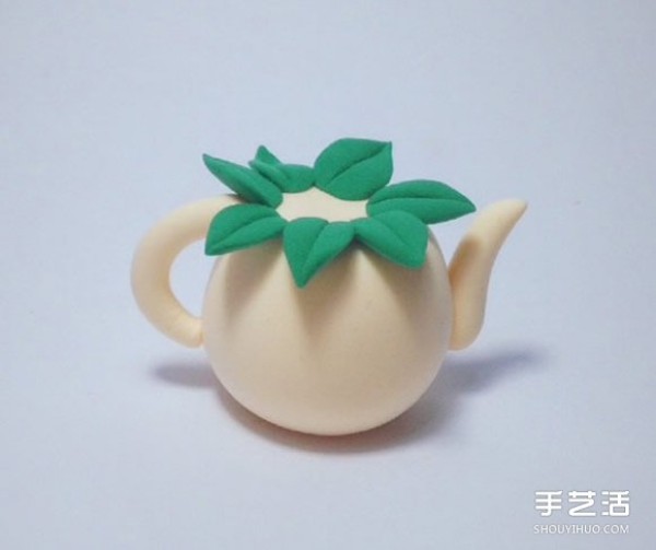 Ultra-light clay to make a kettle, vase with roses, a decorative ornament