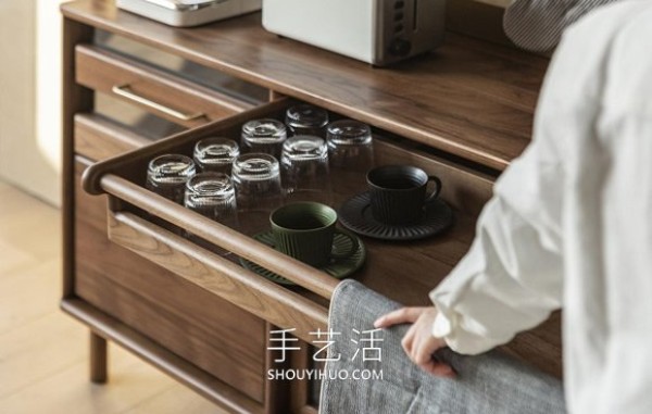 Classic sideboard! It combines Chinese retro style with simple and warm craftsmanship