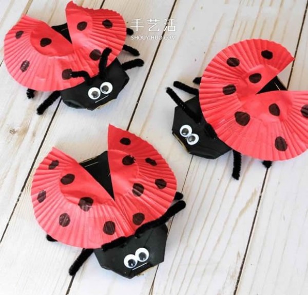 A simple illustrated tutorial for hand-making ladybugs in kindergarten