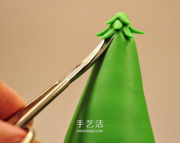 How to make a simple clay Christmas tree, DIY ultra-light clay Christmas tree illustrations