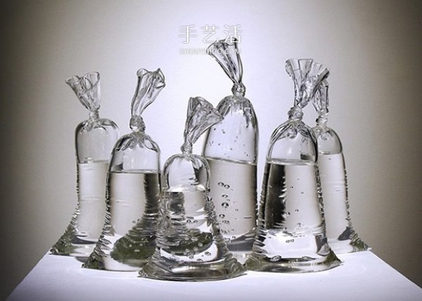 This is not a bag of water! Hand-made ultra-realistic glass sculptures