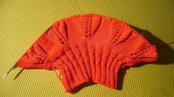 The weaving method of the leaf bag and the tutorial of the stick knitted leaf bag