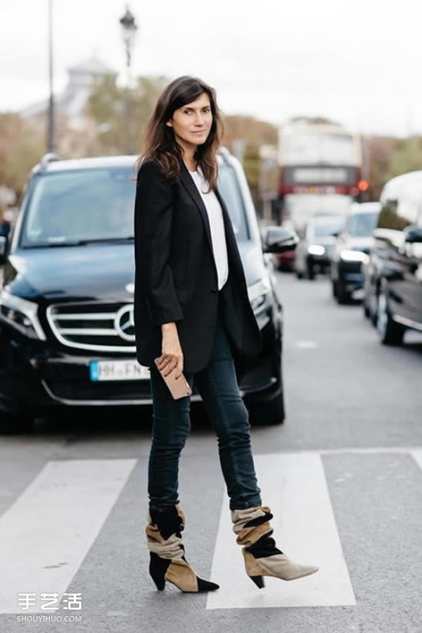 Use these 10 matching skills to wear a Parisian womans confident style