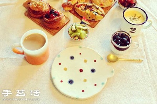 A Japanese housewife shares a hearty breakfast in daily life