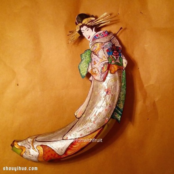 Stunning Banana Paintings by Elisa Roche