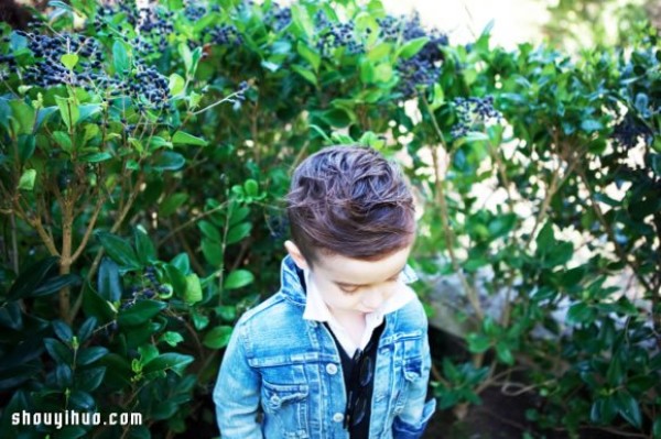 Alson Mateo, the worlds youngest fashionable man, only five years old