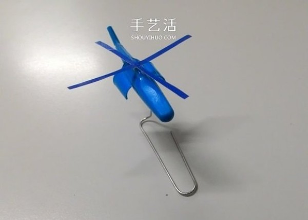 How to make a helicopter model with a ballpoint pen cap