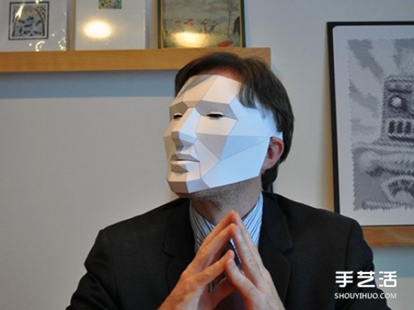 How to make a three-dimensional paper mask and make a cardboard mask for a party