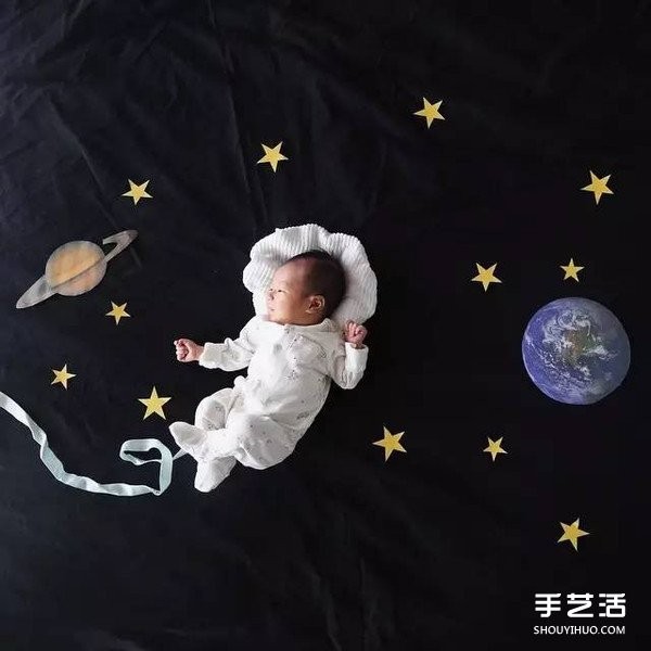 Babys cute and creative photo DIY starts the first big adventure in life