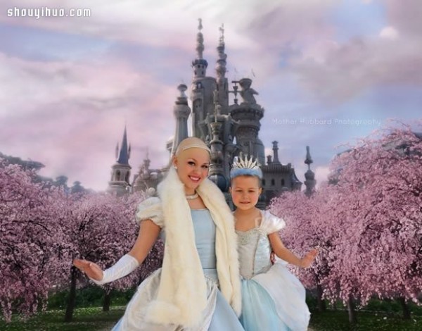 Princess photo album taken by a photographer for a 5-year-old girl with leukemia