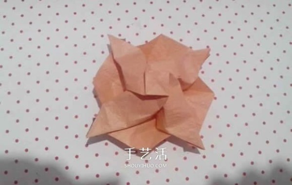 The best introductory tutorial for beginners with detailed illustrations of the Kawasaki rose fold method