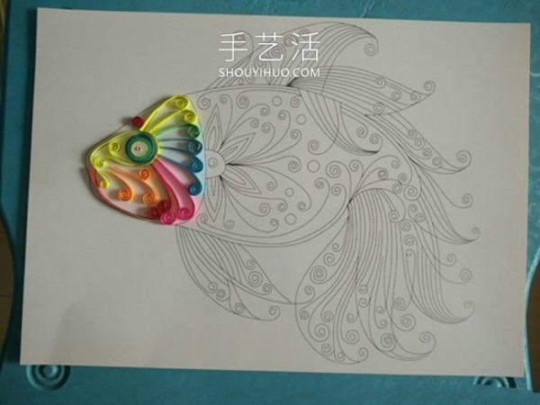 The tutorial for making paper-quilled angelfish is very beautiful