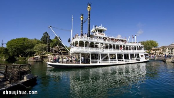 10 secrets of Disneyland that you must pay attention to next time you go