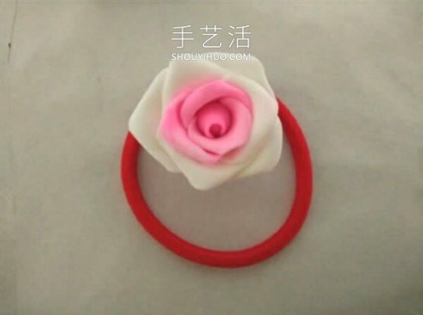 Illustration of how to make hand-made rose headband with ultra-light clay