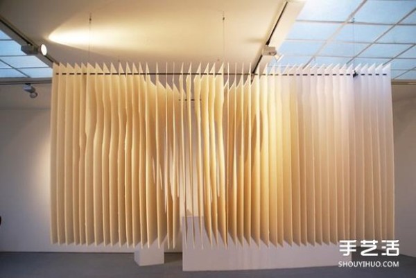 White paper with warm light to DIY a mysterious 3D paper sculpture