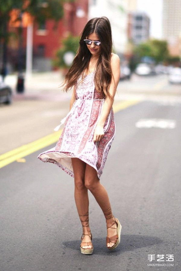 The most outstanding bohemian style dressing skills for spring and summer wandering style