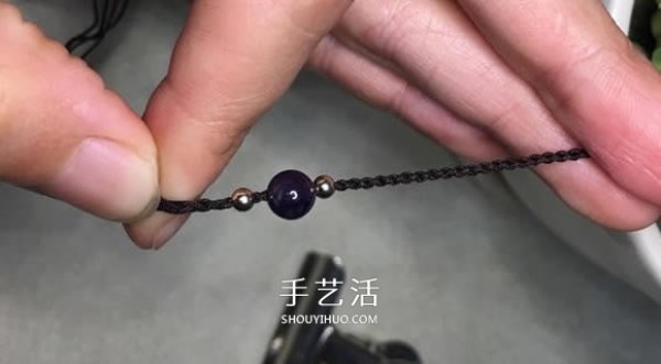 How to braid a fresh four-strand rope bracelet and how to braid cute hand ropes by hand