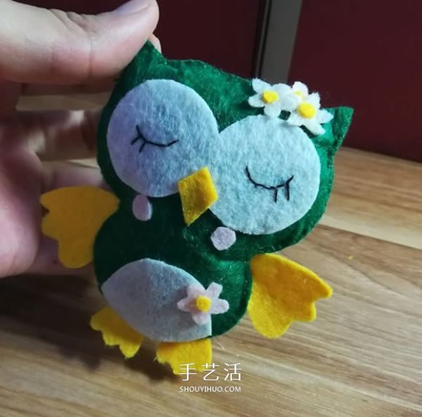 How to make hand-made owl puppets from non-woven fabrics