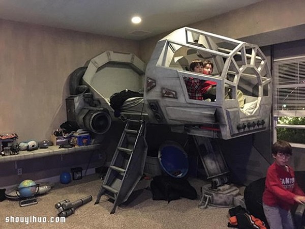 Super cool Star Wars childrens bed allows little devils to automatically go to bed