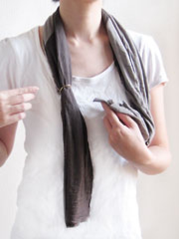 A comprehensive collection of various ways to tie a scarf, and 60 ways to tie a long scarf